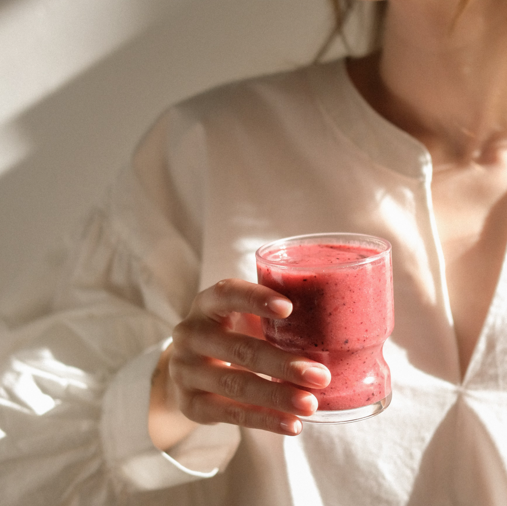 PB & Berry: A Gut- and Mood-Supporting Protein Smoothie