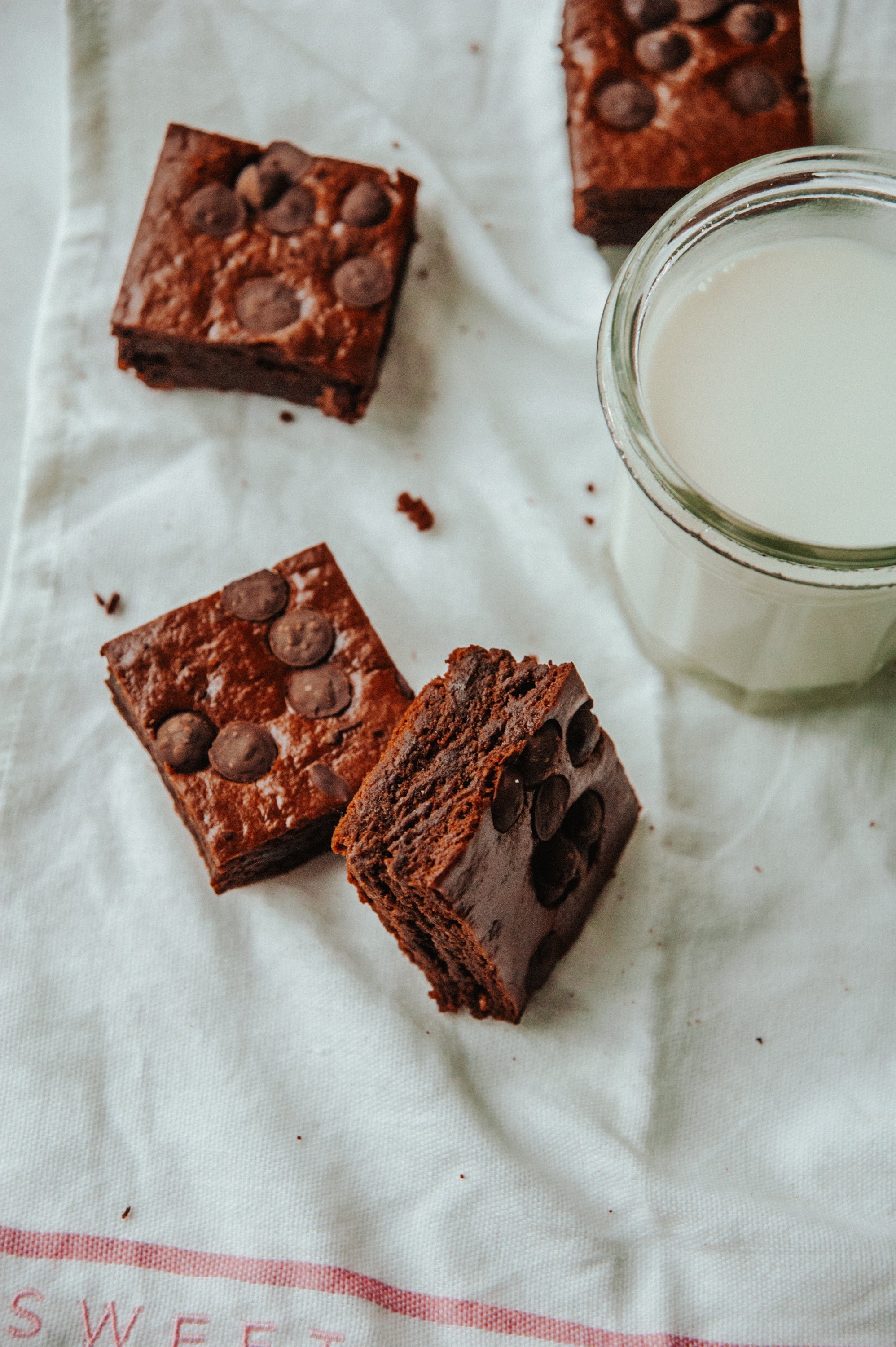 This PMS Brownie Recipe Will Alleviate Your Cravings—and Your Symptoms