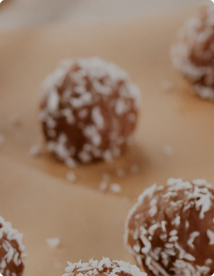 Recipe: Coconut Fudge Collagen Bites