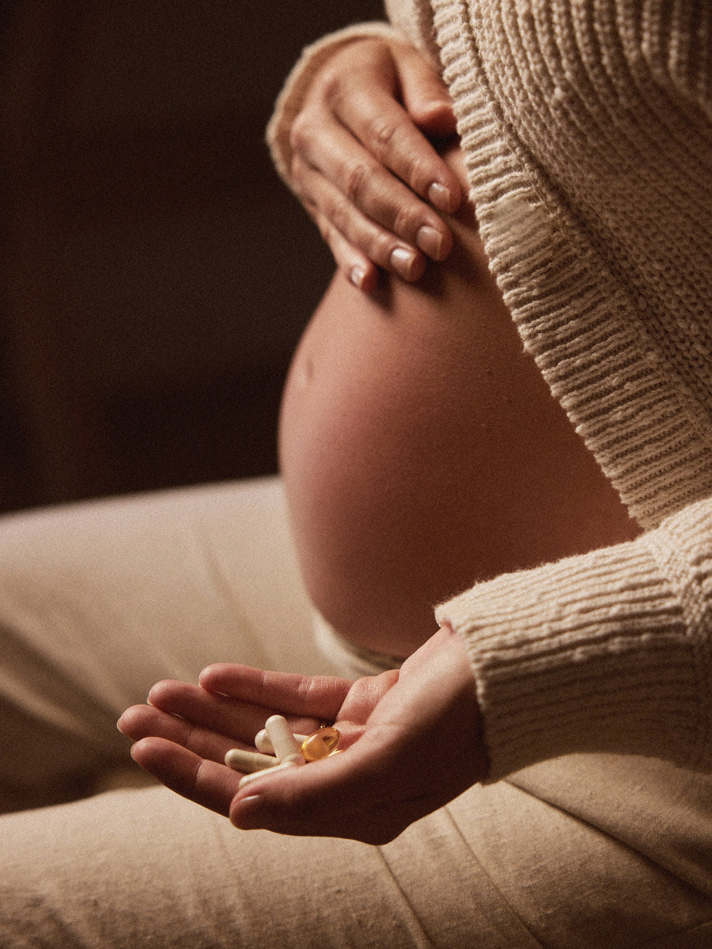 35 Weeks Pregnant: Signs, Symptoms and What to Expect