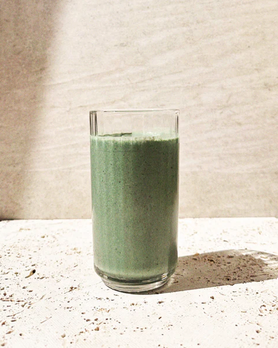 Make This: Pregnancy-Friendly Smoothie with Synbiotic Greens