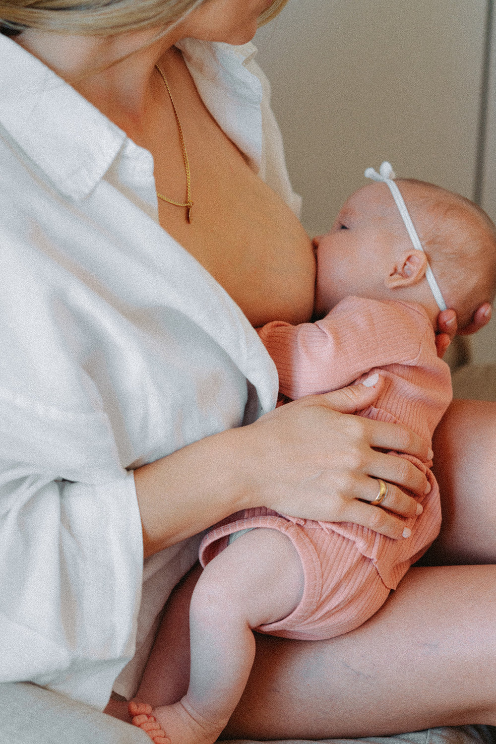 7 Postpartum Essentials to Ease Your Recovery